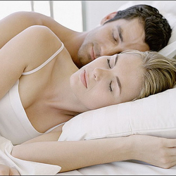 Positions pour dormir et relation de couple