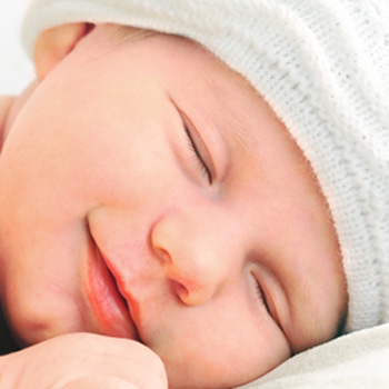 Que Signifie Le Sourire De Bebe Bebes Et Mamans